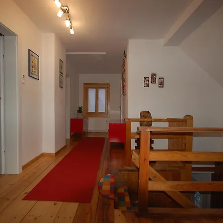 Ferienhaus Laura *